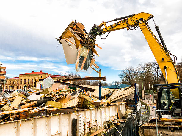 Yard Cleanup Services in Village Of The Branch, NY